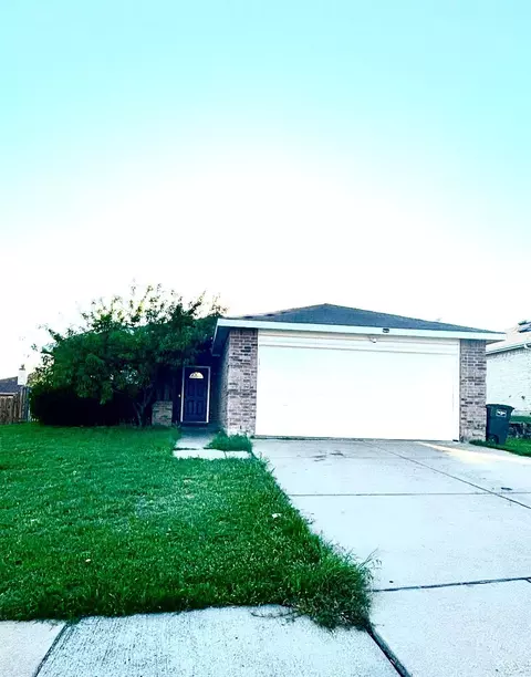 9016 Troy Dr, Fort Worth, TX 76123