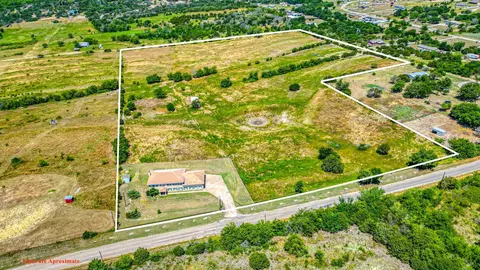 5281 Upper Denton Rd, Weatherford, TX 76085