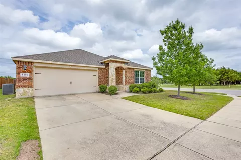 1400 Meadow Creek Dr, Princeton, TX 75407