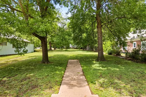 1207 Brook Ave, Waco, TX 76708