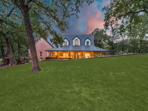 1635 Rock Creek Rd, Gordonville, TX 76245
