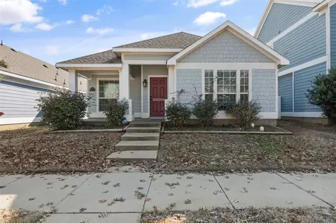 9104 Waterman Dr, Providence Village, TX 76227