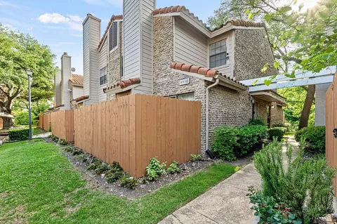 893 Dublin Dr #893B, Richardson, TX 75080