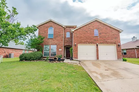 104 Redbud Dr, Forney, TX 75126