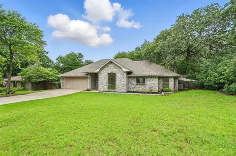 500 Oakhill Dr, Denton, TX 76201