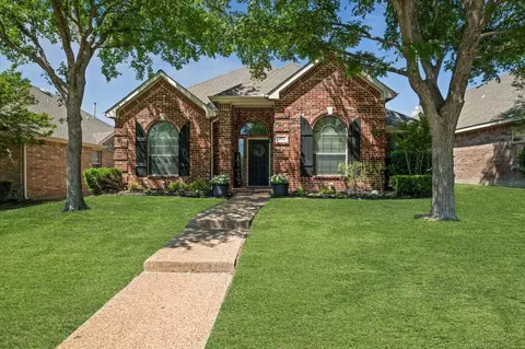 4512 Kingsway Ln, Mckinney, TX 75070