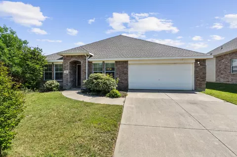 608 Knollwood Trail Ct, Oak Point, TX 75068