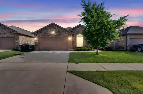 5232 Sugarcane Ln, Fort Worth, TX 76179