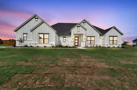510 Olson Rd, Waxahachie, TX 75167