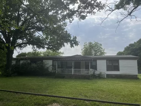 132 Luther Ln, Gun Barrel City, TX 75156