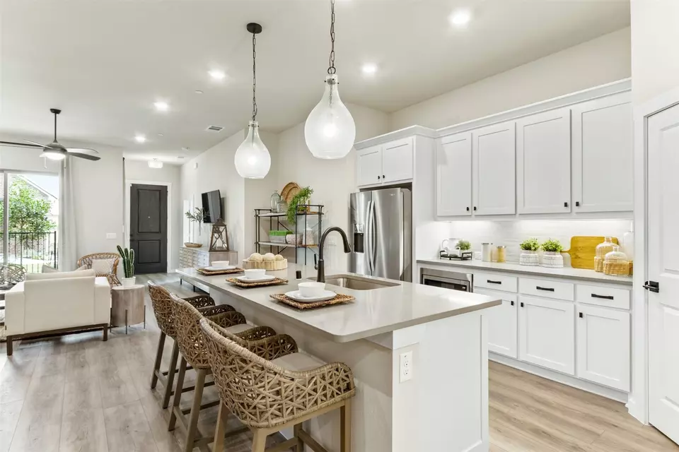 Kitchen - 7232 Merlot Pl, Grand Prairie, TX 75054 photo 2 of 4