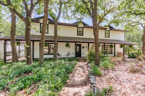 942 County Road 3355, Paradise, TX 76073