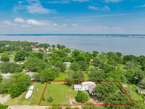 1039 Red Bird, Seven Points, TX 75143