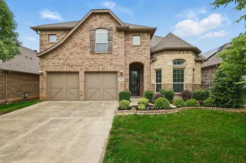 5913 Cambridge Dr, North Richland Hills, TX 76180