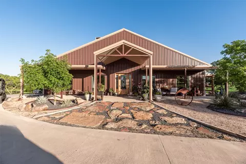 1359 Boyce Rd, Waxahachie, TX 75165