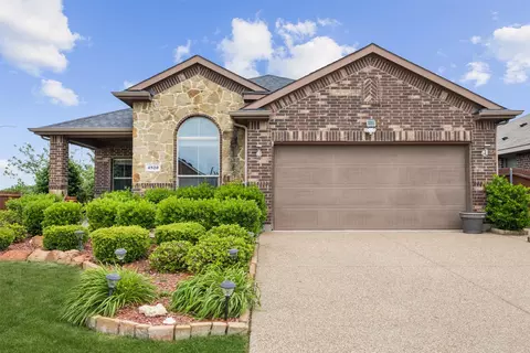 4520 Barberry Tree Cv, Crowley, TX 76036