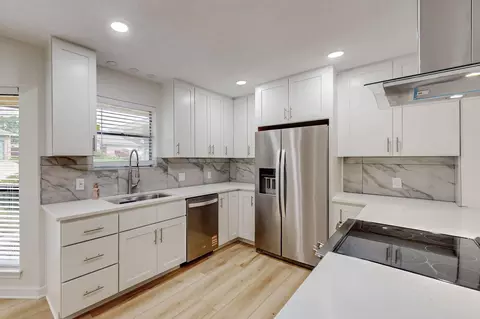 3901 Willow Way Rd, Fort Worth, TX 76133