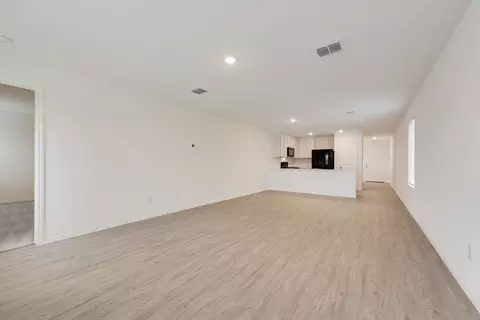 1629 Crested Way, Fort Worth, TX 76140