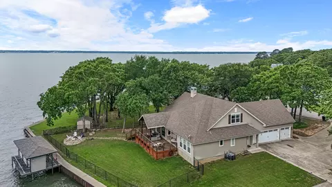 321 Bay Ct, Gun Barrel City, TX 75156