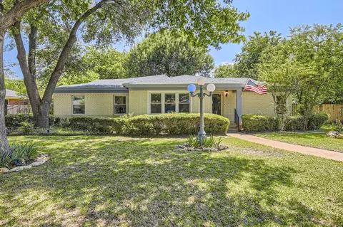 4204 Vance Rd, North Richland Hills, TX 76180