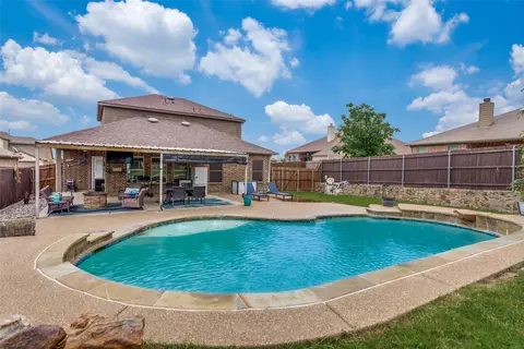 1309 Foxglove Ln, Burleson, TX 76028