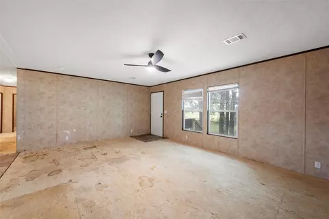 175 Willow Ln, West, TX 76691 photo 5