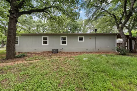 175 Willow Ln, West, TX 76691 photo 25