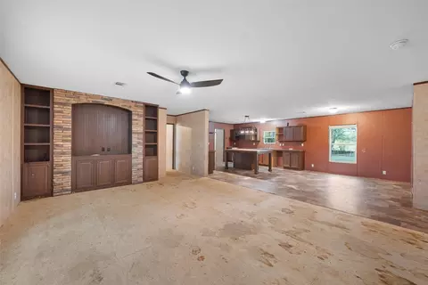175 Willow Ln, West, TX 76691 photo 4