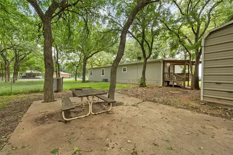 175 Willow Ln, West, TX 76691 photo 20