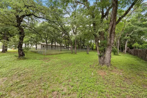 175 Willow Ln, West, TX 76691 photo 22
