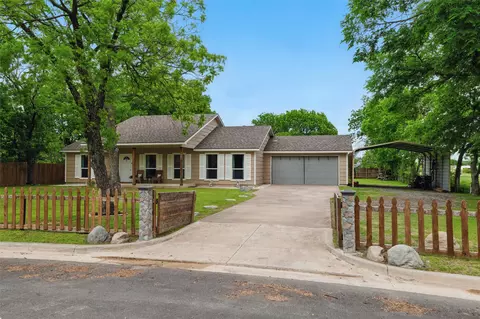 1507 Stanwood Ave, Cleburne, TX 76033