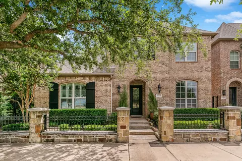 1713 Riviera Ln, Southlake, TX 76092