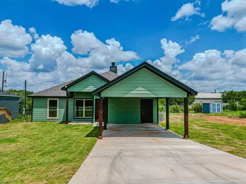 3406 Woodlake Dr, Granbury, TX 76048