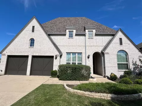 7040 Cross Point Ln, Aubrey, TX 76227