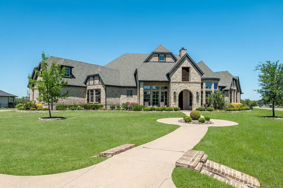 Exterior - 4241 Tranquility Ln, Prosper, TX 75078 photo 2 of 4