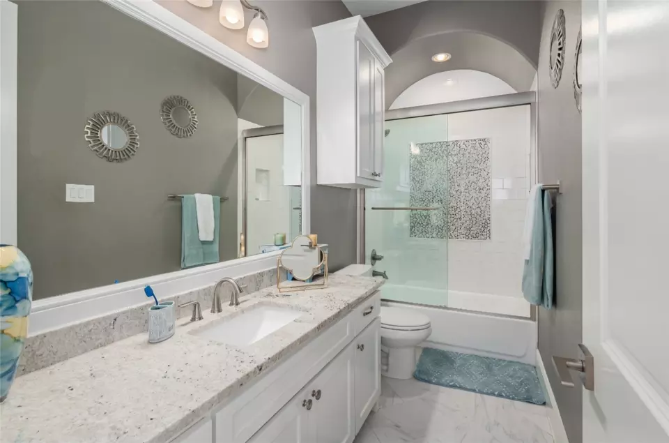 Bath - 4241 Tranquility Ln, Prosper, TX 75078 photo 3 of 5