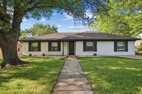 2912 Brookview Dr, Plano, TX 75074