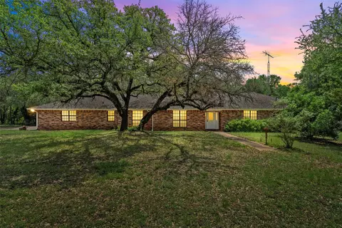 753 Beverly Cox Dr, Waco, TX 76705
