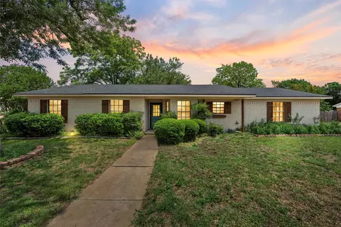 304 Texas Ave, Hewitt, TX 76643