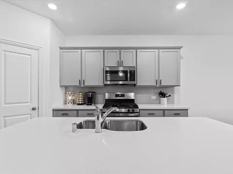 949 Skytop Dr, Haslet, TX 76052 photo 9