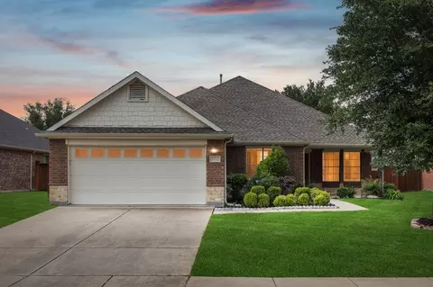2912 Montalbo, Grand Prairie, TX 75054