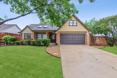 3512 Fairview Dr, Corinth, TX 76210