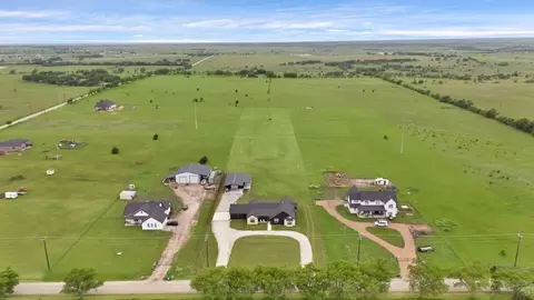 664 County Road 379, Decatur, TX 76234