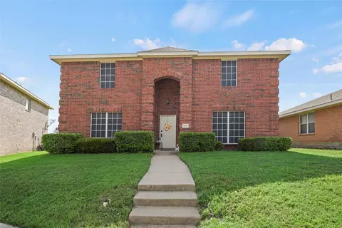 608 Canyon Pl, Desoto, TX 75115