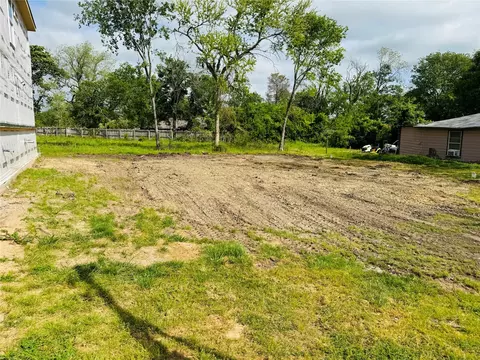 210 Mineral Wells St # A, Terrell, TX 75160