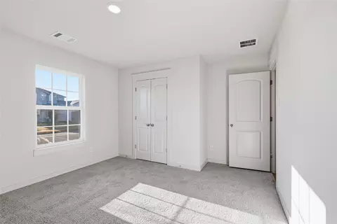 Bedroom - 114 John Laurens Dr, Venus, TX 76084 photo 2 of 3