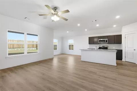 Living - 114 John Laurens Dr, Venus, TX 76084 photo 3 of 3