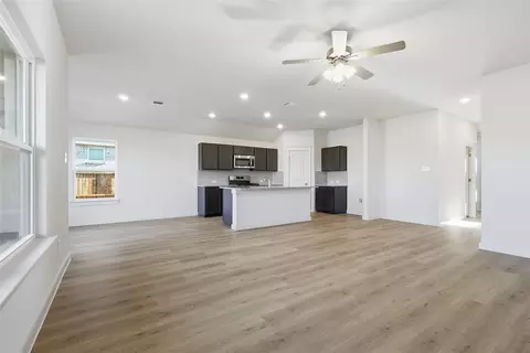 Living - 114 John Laurens Dr, Venus, TX 76084 photo 2 of 3