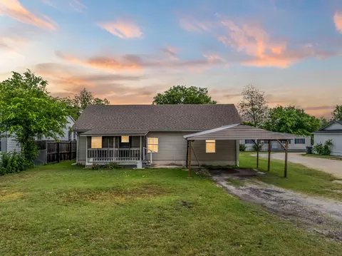 1704 Lexington St, Waco, TX 76711