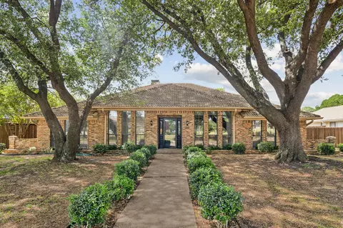 4204 Briargrove Ln, Dallas, TX 75287